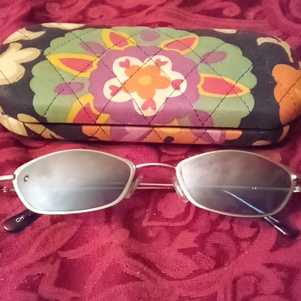 Steam punk 70's sunglasses with Vera Bradley psychedelics case
